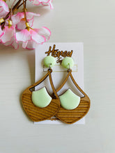 Carregar imagem no visualizador da galeria, Brincos Artesanais Bahia