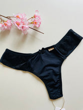 Carregar imagem no visualizador da galeria, Calcinha Naty ref 77