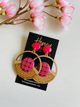 Carregar imagem no visualizador da galeria, Brincos Artesanais Bahia