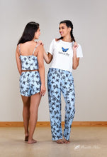 Load image into Gallery viewer, Conjunto pijama com 4 🦋

