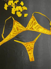 Carregar imagem no visualizador da galeria, Conjunto lingerie Cetim Lux
